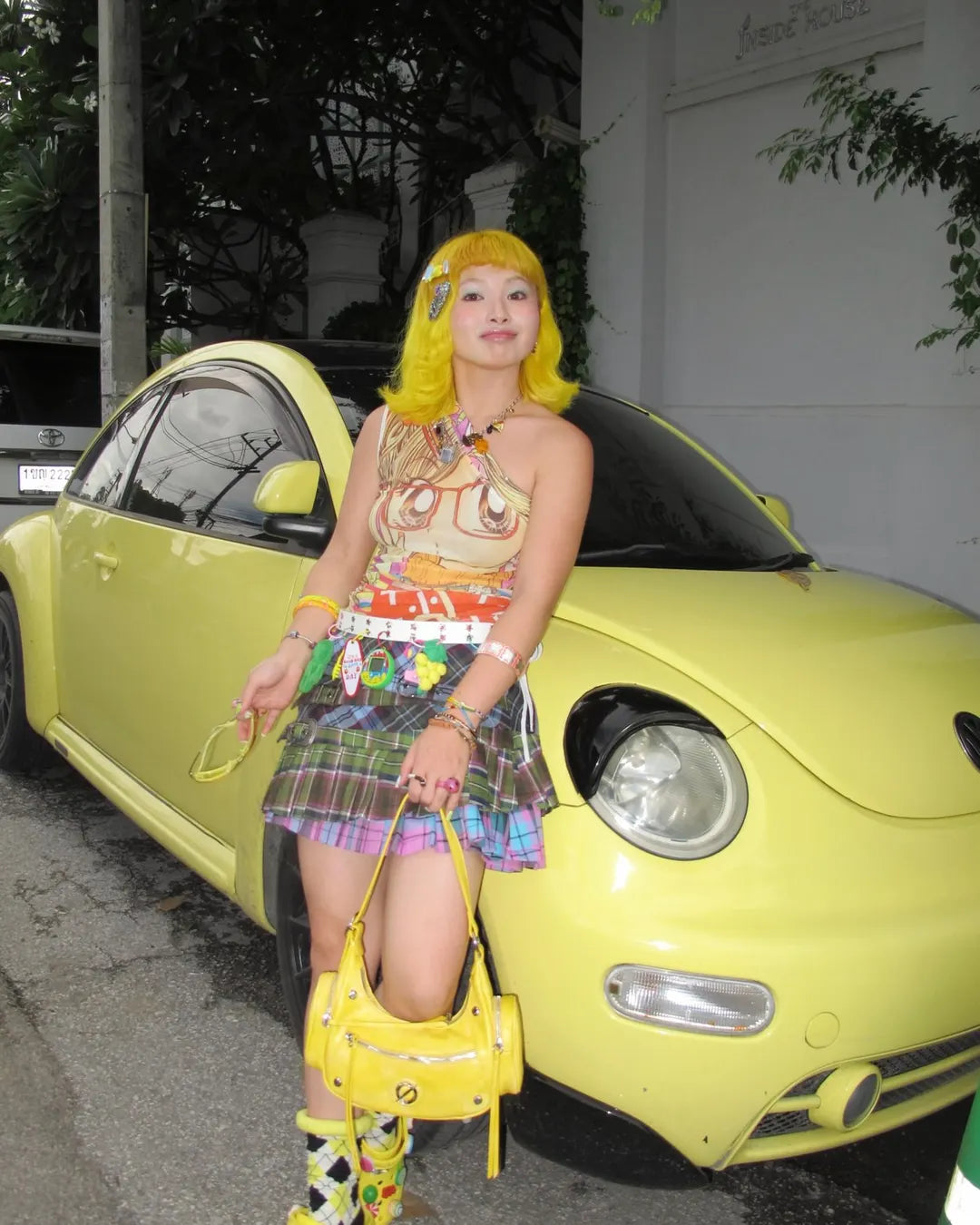 快乐网友pp wearing Electric Banana 12