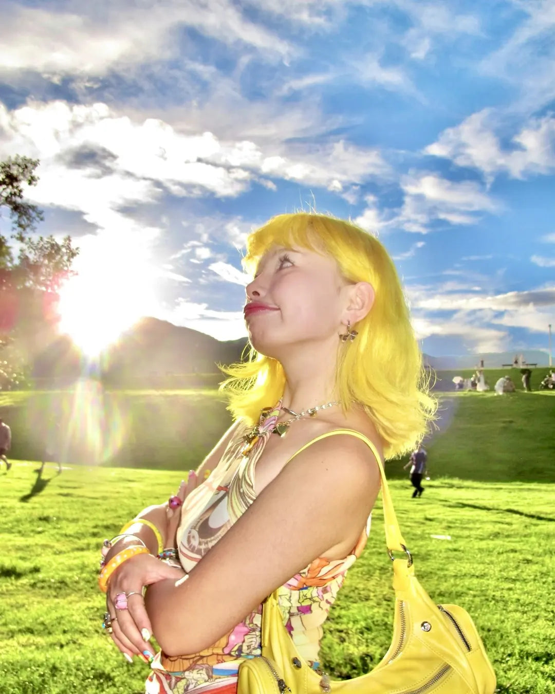 快乐网友pp wearing Electric Banana 5